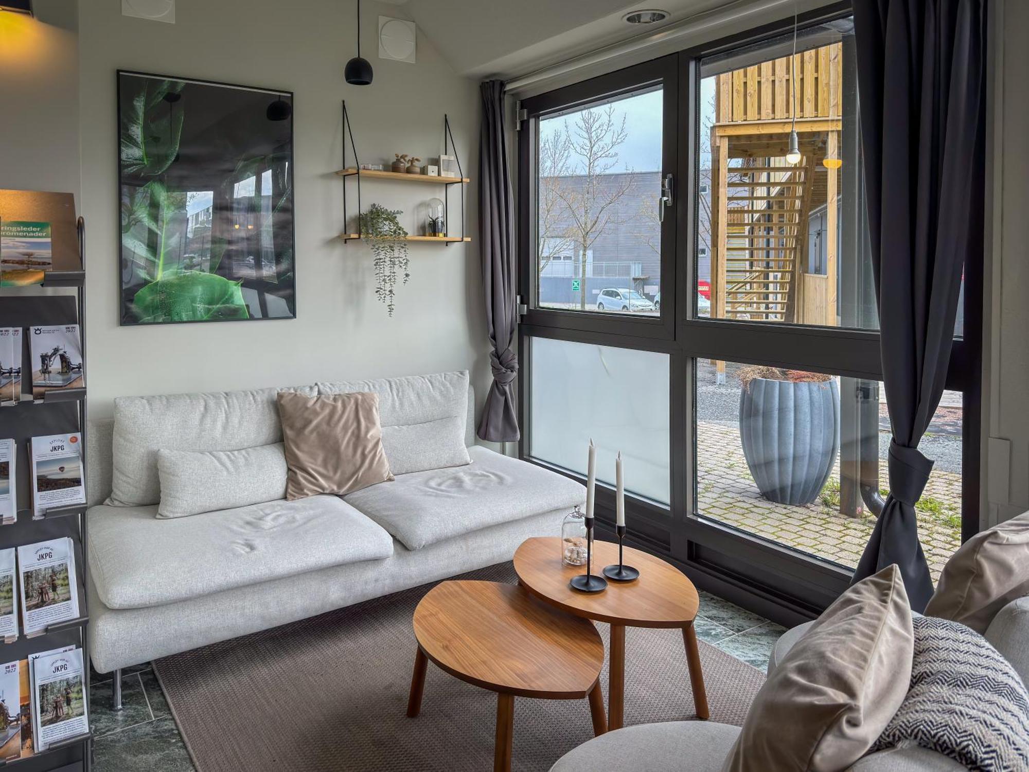 Joenkoeping Hotel Apartments Екстериор снимка