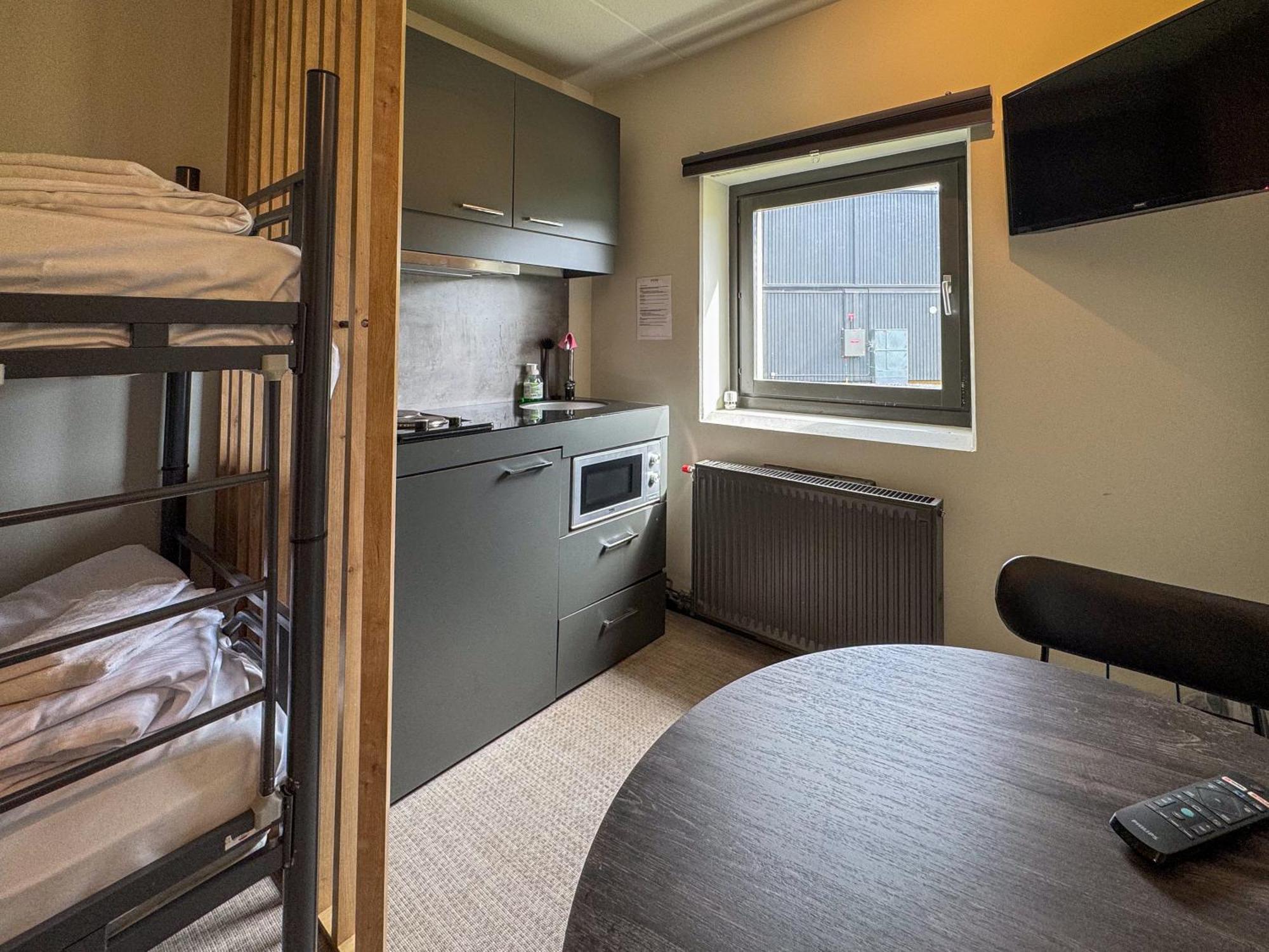 Joenkoeping Hotel Apartments Екстериор снимка