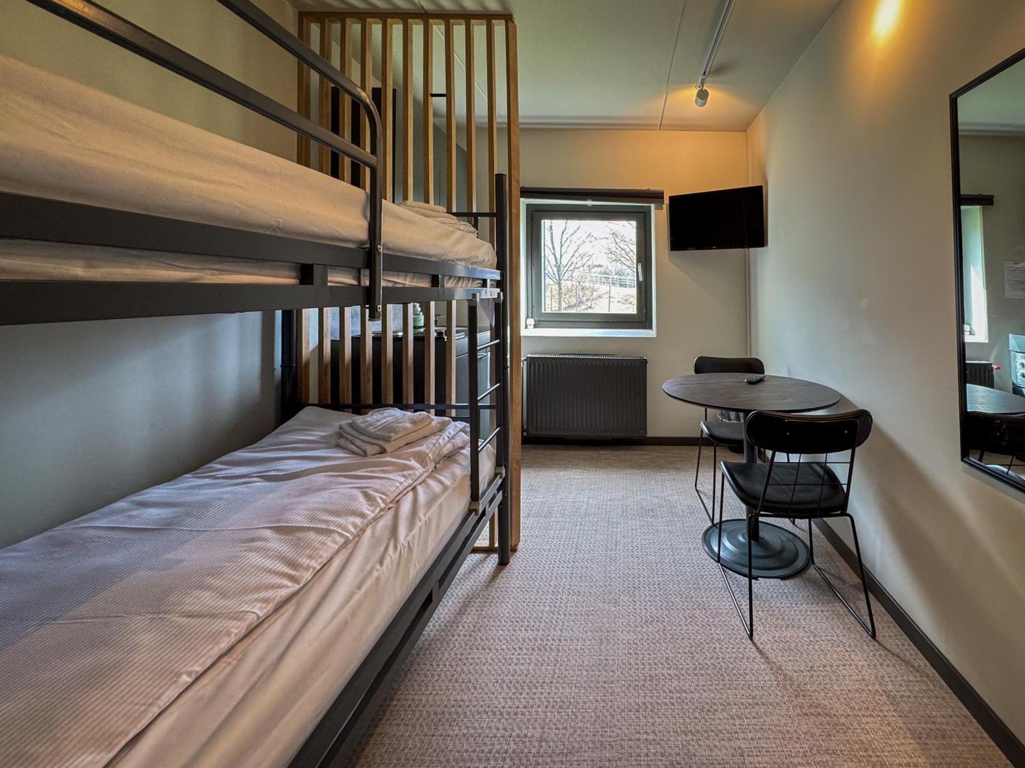 Joenkoeping Hotel Apartments Екстериор снимка