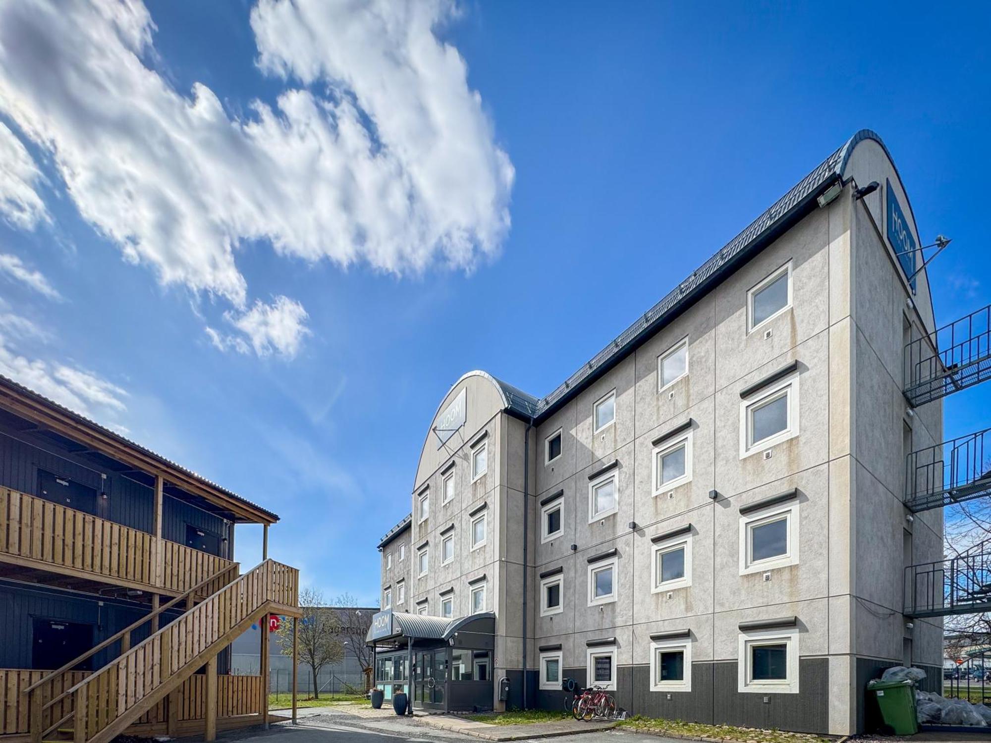 Joenkoeping Hotel Apartments Екстериор снимка