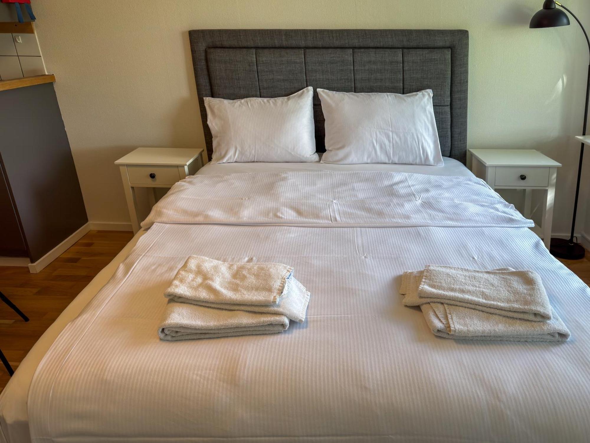 Joenkoeping Hotel Apartments Екстериор снимка
